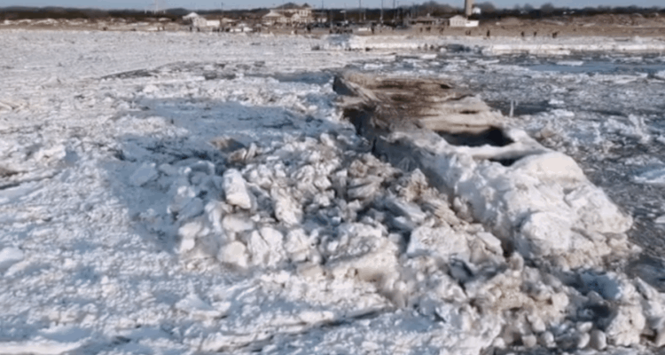 Watch Ice Crash into Cape May's Concrete Ship