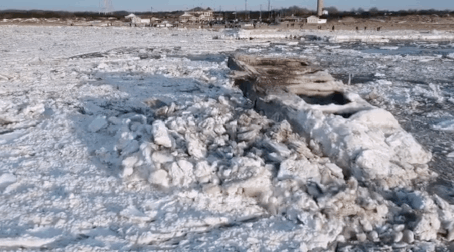 Watch Ice Crash into Cape May's Concrete Ship