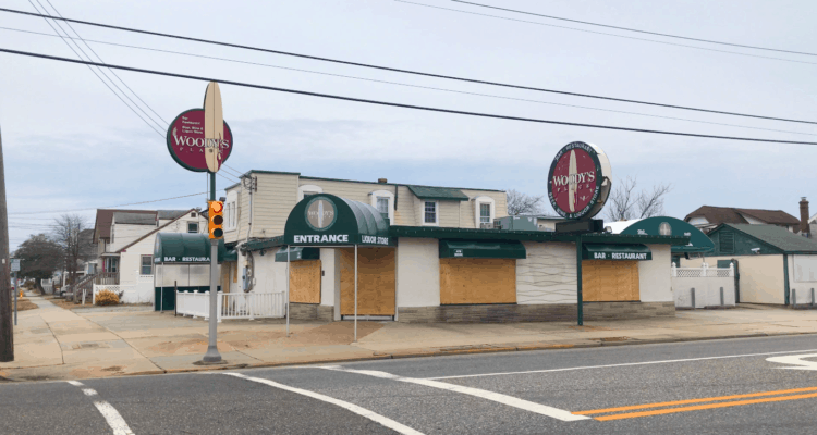 Saying Goodbye to Woody’s Cafe - Wildwood Video Archive