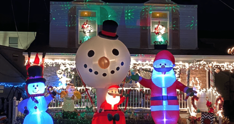 Wildwood Holiday Light Show and Contest 2021