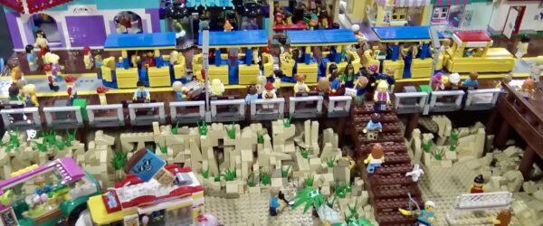 LEGO Fans Create Wildwood LEGO Set - Tilewood