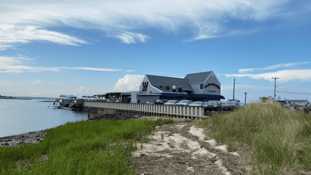 Touring The Wharf’s Beach Bar - Wildwood Video Archive