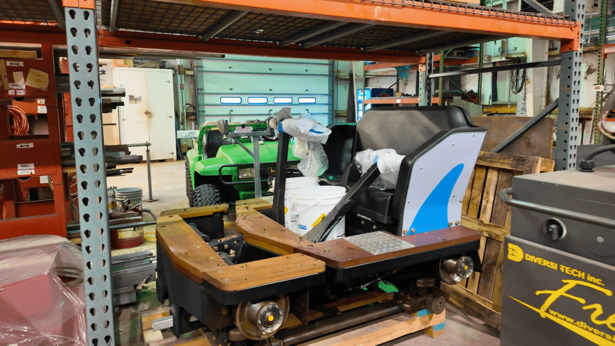 FIRST LOOK: Morey's NEW Great White Coaster Trains - Wildwood Video Archive