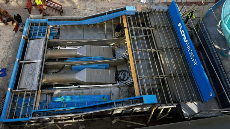 Flow Rider Structure FlowRider Removed from Wildwood Boardwalk - Wildwood Video Archive
